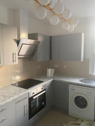 3 Bed Flat, Champion Road, SE26 - Photo 5