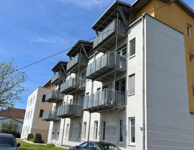 Schöne 2-Zimmer-Wohnung mit Balkon in sehr guter Wohnlage - Foto 1