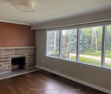 For Lease - 158 Church Street, Mississauga, Ontario - Photo 1