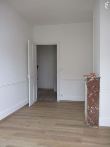 MONTHOIS, une maison d'habitation entièrement rénovée. - Photo 5