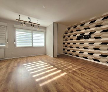 Location Appartement 3 pièces 51m² CALAIS 62100 - Photo 2