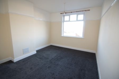 To Let 1 Bed Apartment - Photo 2