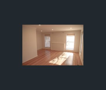 established home in good condition - Photo 5