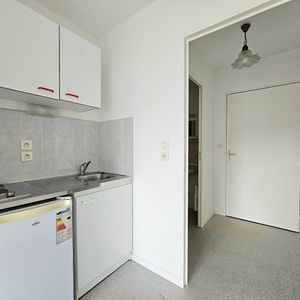 Location Appartement 1 pièce 22m² AUBIERE 63170 - Photo 2