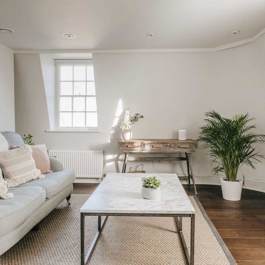 George Street - Photo 1