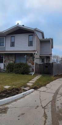 22 Kullman Street - Photo 1