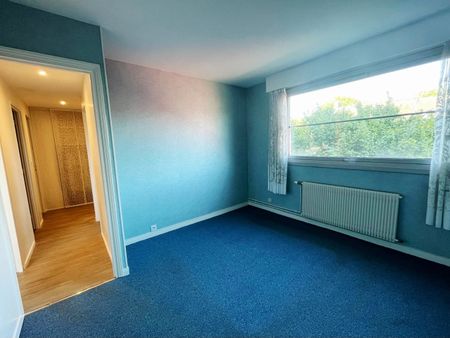 Location Appartement 5 pièces 120m² EVREUX 27000 - Photo 3