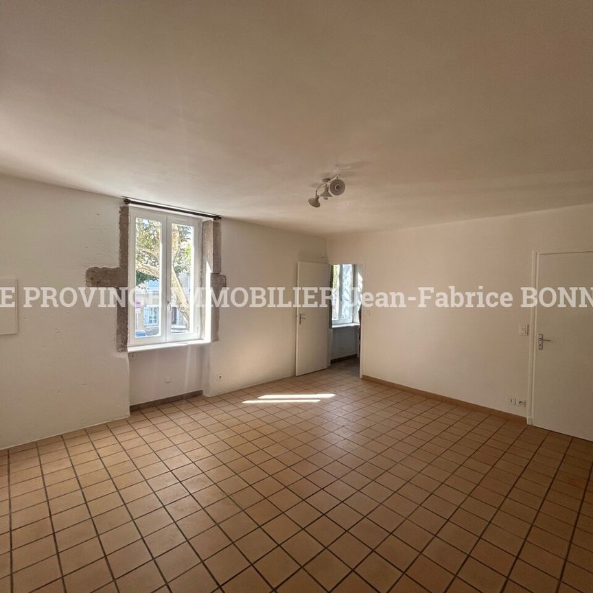 Location Appartement 2 pièces 38m² VALREAS 84600 - Photo 1