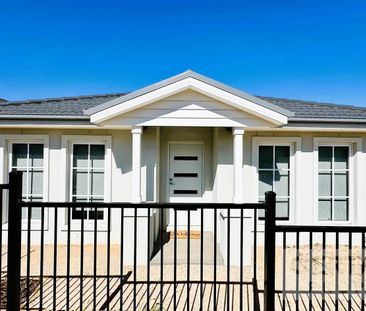 Modern Co-Living in Wallan – Private Room with Ensuite - All Bills ... - Photo 1