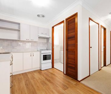 AFFORDABLE 2-BEDROOM HOME!! - Photo 2