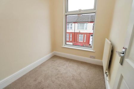 3 Bed Terraced House, Salisbury Drive, CH62 - Photo 5
