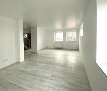 Im Zentrum von Asbach - Moderne Wohnung auf 2 Etagen - Erstbezug na... - Foto 1