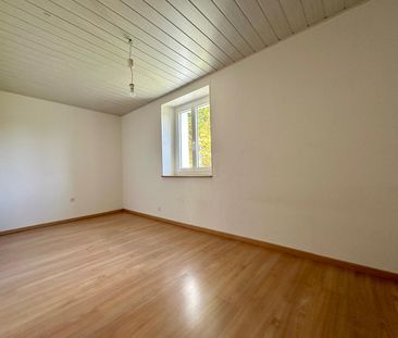 À louer charmant appartement 4.5 pièces dans une petite maison fami... - Photo 2