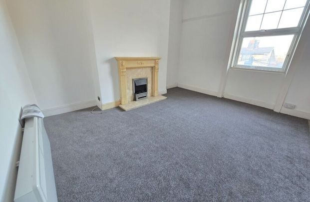 Albion Road, Scarborough - Photo 1