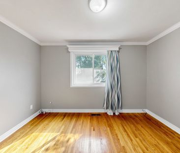 For Lease - 65 Walter Avenue Unit# MAIN, Newmarket, Ontario - Photo 6