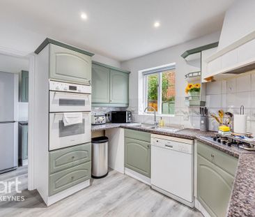 4 bedroom detached house to rent - Photo 3