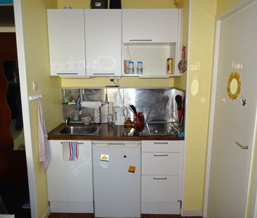 Location Appartement 2 pièces 23m² LES SABLES D OLONNE 85100 - Photo 3