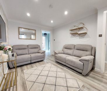 Cedar Crescent, Divernia Way - Photo 2