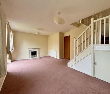 3 bedroom detached house to rent - Photo 2
