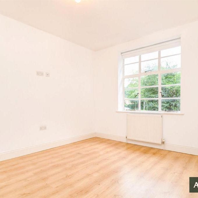 3 bedroom apartment to rent - Photo 1