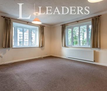 1 bedroom apartment to rent St. Annes Way, Redhill, RH1 - Photo 2