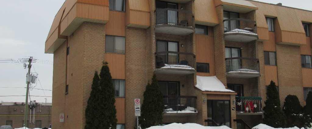 Logement à louer Laval - Photo 1