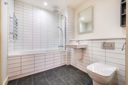 2 bedroom flat to rent - Photo 3