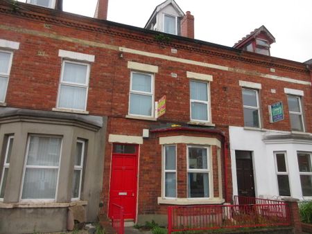 All Bedrooms Upstairs, 90 Agincourt Avenue, University Quarter, Belfast, BT7 1QA - Photo 2