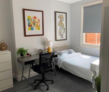 6 bedroom terraced house to rent - Photo 4