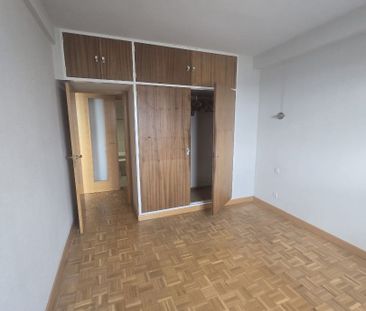 Piso de alquiler en Calle de Mauricio Legendre, Castilla - Photo 3