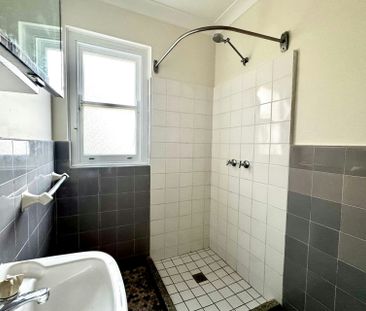 Top Floor One bedroom unit with harbour views and car space**1st Op... - Photo 6