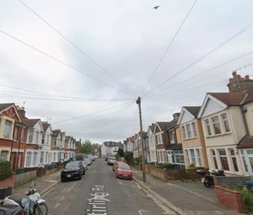 Studio Flat, Stirling Road, HA3 - Photo 1