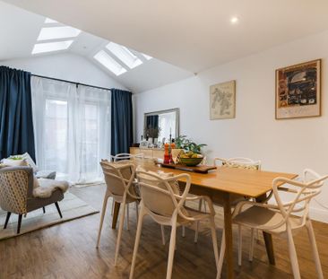 4 bedroom semi-detached house to rent - Photo 5