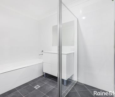 NEW 3 BEDROOM UNIT IN NORTH TAMWORTH - Photo 4