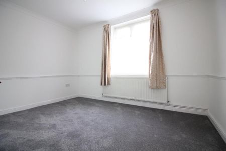 Dorset Waye, Hounslow - Photo 5