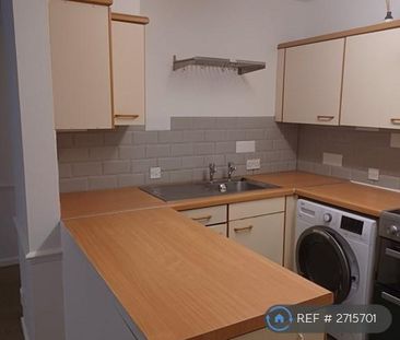 1 bedroom flat to rent - Photo 5