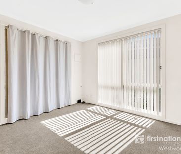 Tropical Oasis Awaits You - Photo 2