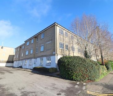 One-Bedroom Apartment - Photo 6