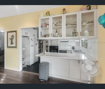 4-bedroom shared house, Diadem Street - Photo 1