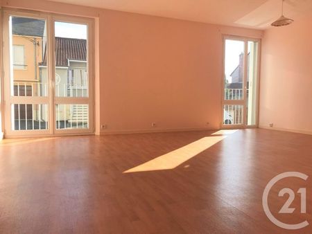 Appartement F4 à louer 4 pièces - 81,97 m2 CHATEAUROUX - 36 - Photo 2