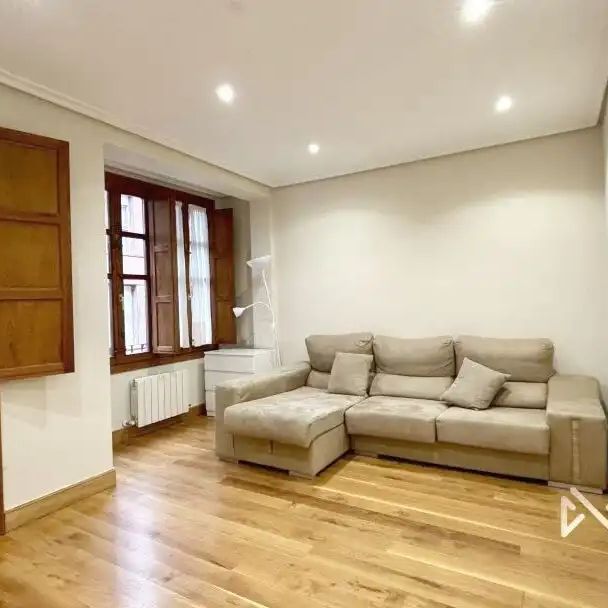 Piso de alquiler en Iturribide Kalea, Iturralde - Foto 1
