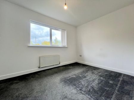 2 bedroom semi-detached house to rent - Photo 3