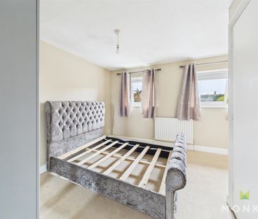 10 Ashlands Road, Weston Rhyn, SY10 7TN - Photo 4