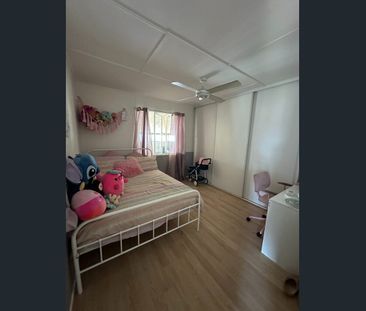 3 Bedroom Home in Kepnock - Photo 2