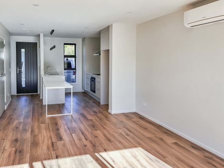 Townhouse Living - Photo 3