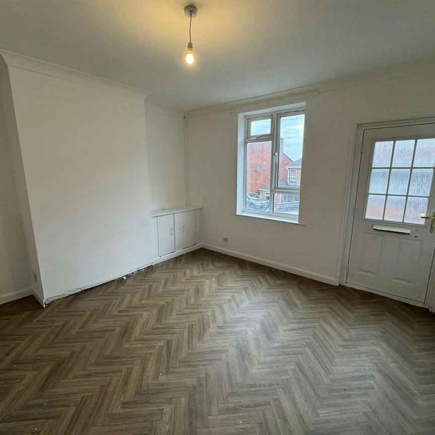 Temple Street, Dudley, DY3 - Photo 1