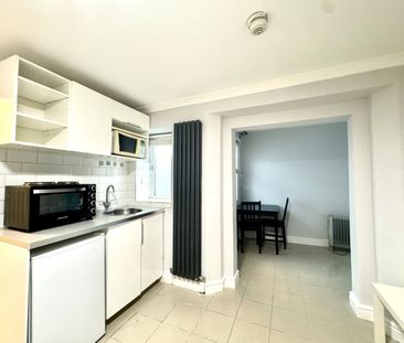 Kensington Gardens Square, Bayswater, W2 - Photo 4