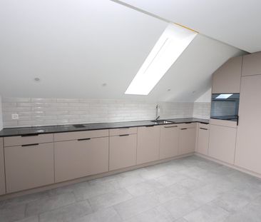 2.5 Zimmer, 95 m², 2. Stock - Foto 4