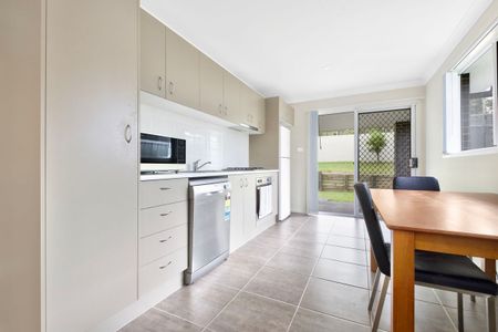 MODERN 2 BEDROOM UNIT - Photo 4