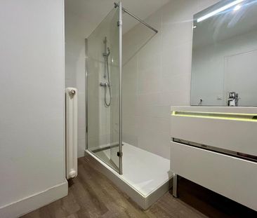 Location Appartement 2 pièces 51m² NANTES 44100 - Photo 6